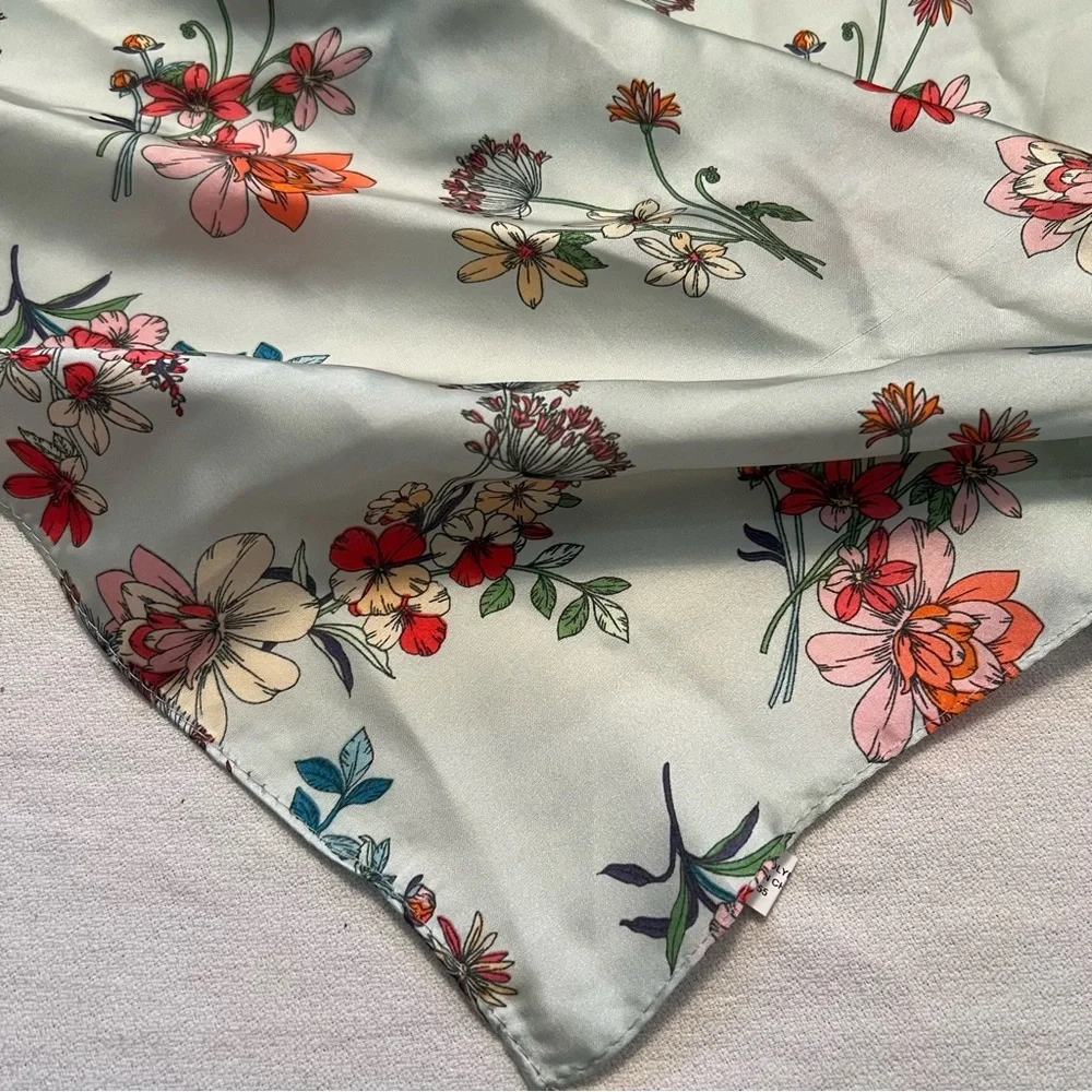 Beautiful floral square scarf / twilly.